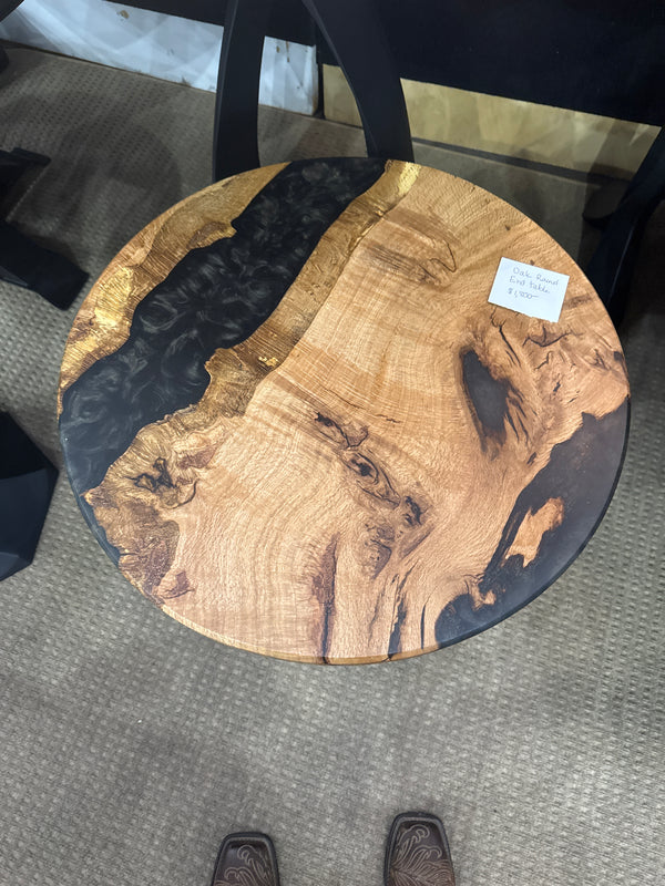 Oak deep pour Round Table